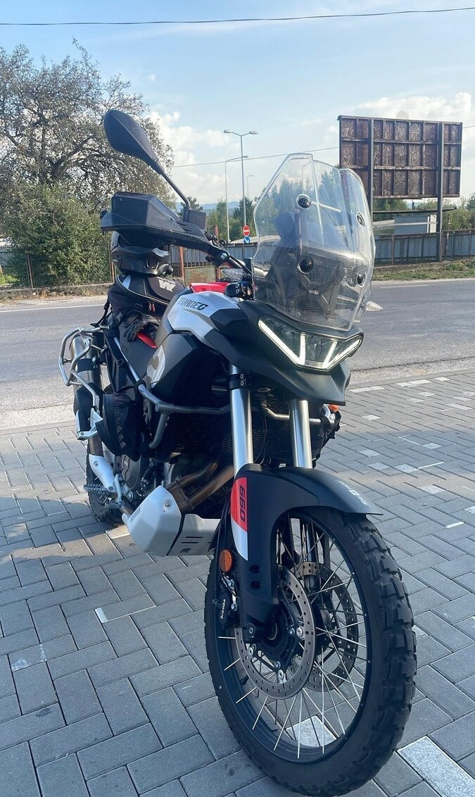 Aprilia Tuareg 660