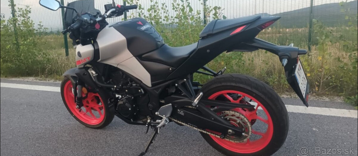 Yamaha MT 03