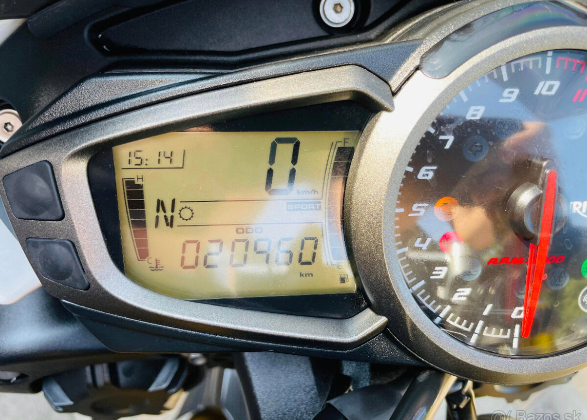 Triumph Speed Triple 1050 R