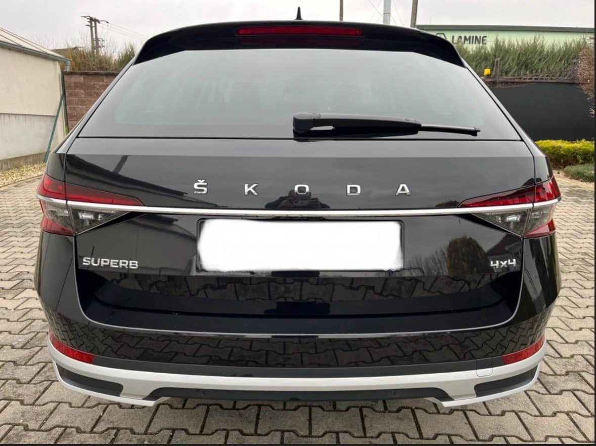 Škoda Superb Combi Scout 2.0 TDI DSG 4x4