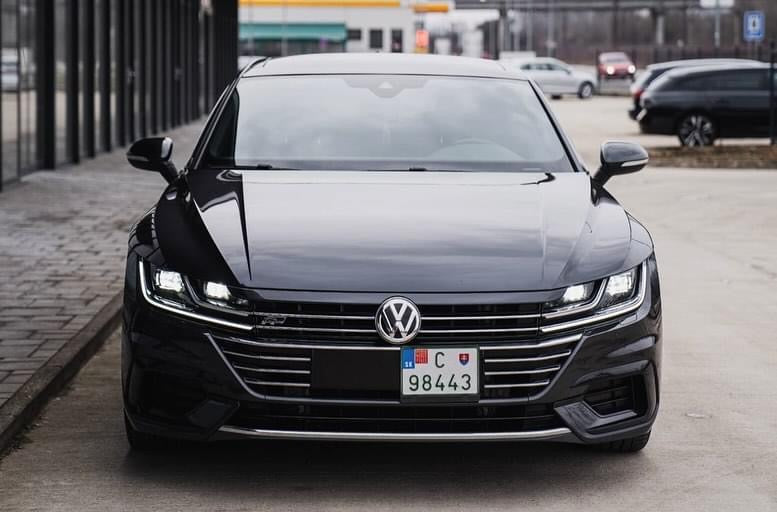 Volkswagen Arteon 2.0 TSI DSG R-line odpočet Dph