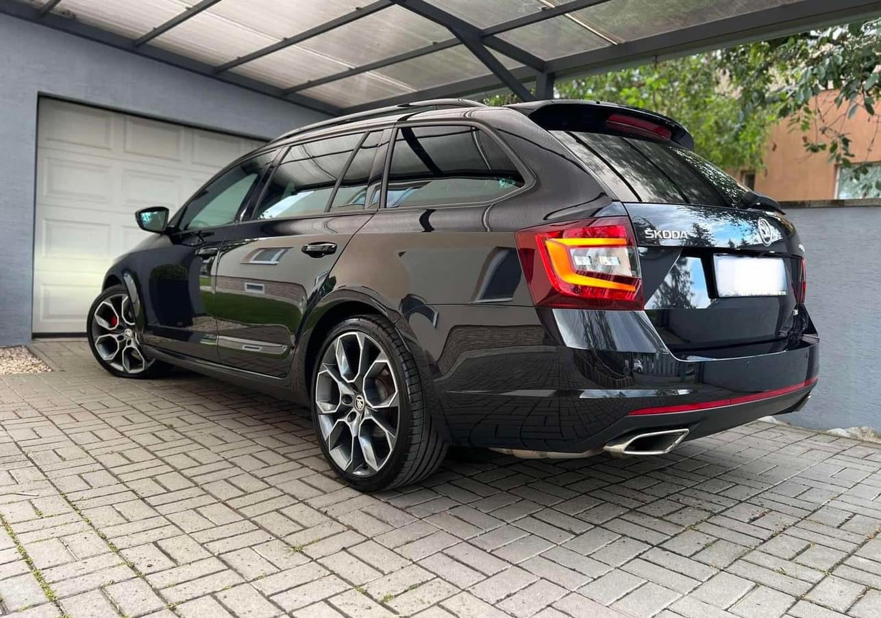 Škoda octavia combi 2.0 TDi RS DSG
