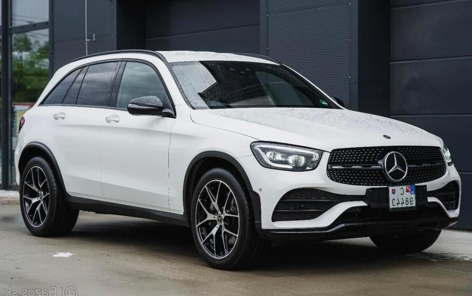 Mercedes-Benz GLC 220 AMG Line