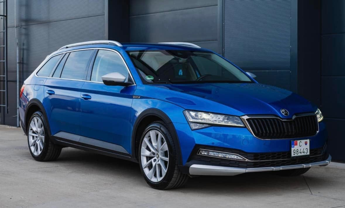 Škoda Superb Combi 2.0 TDI Scout 4x4 DSG